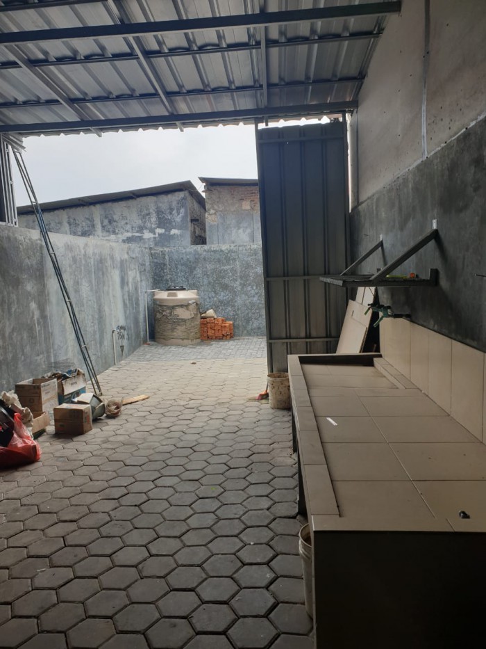 Ruko disewakan di Jl. Raya Cikarang Cibarusah 